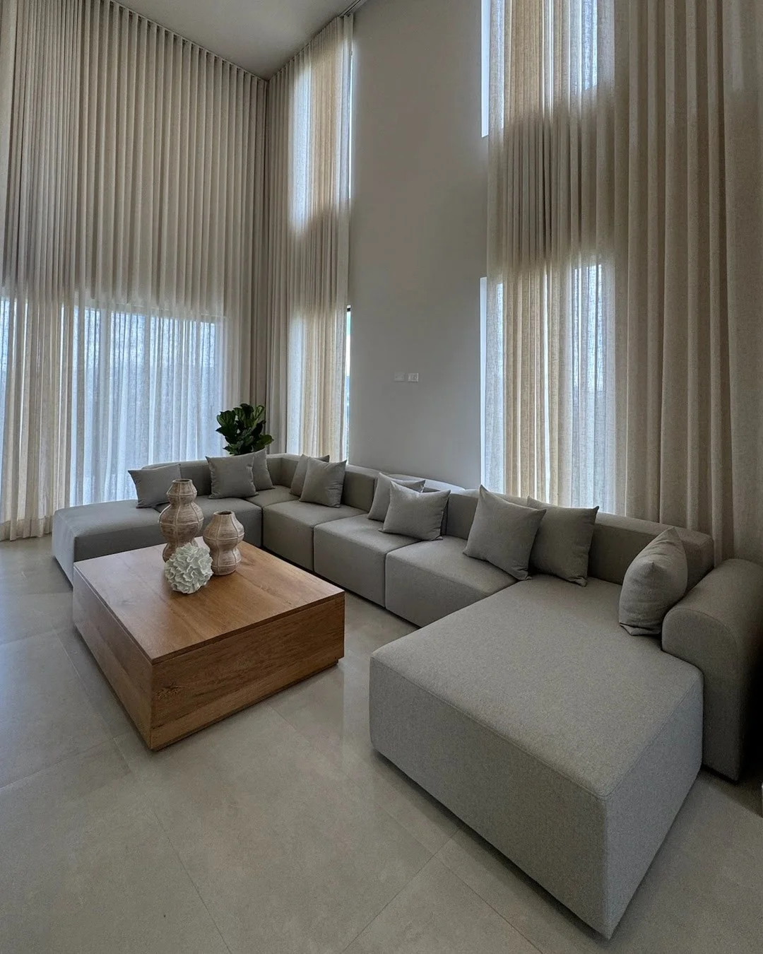 Elegancia Contemporánea en el Hogar